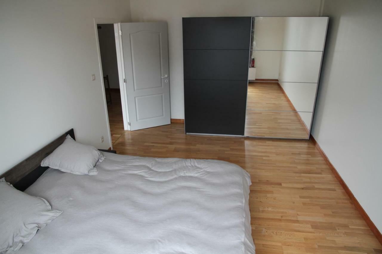 Appartement Courcelles Экстерьер фото